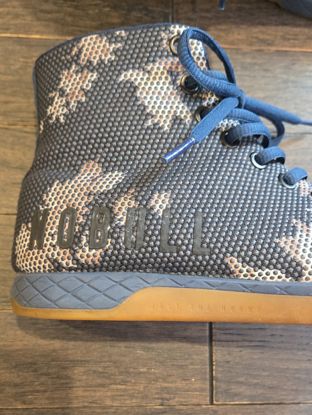 NOBULL Dark Floral Gum Trainer High-Top - Navy - SZ Women's 8.5/Men's 7 - Picture 7 of 12